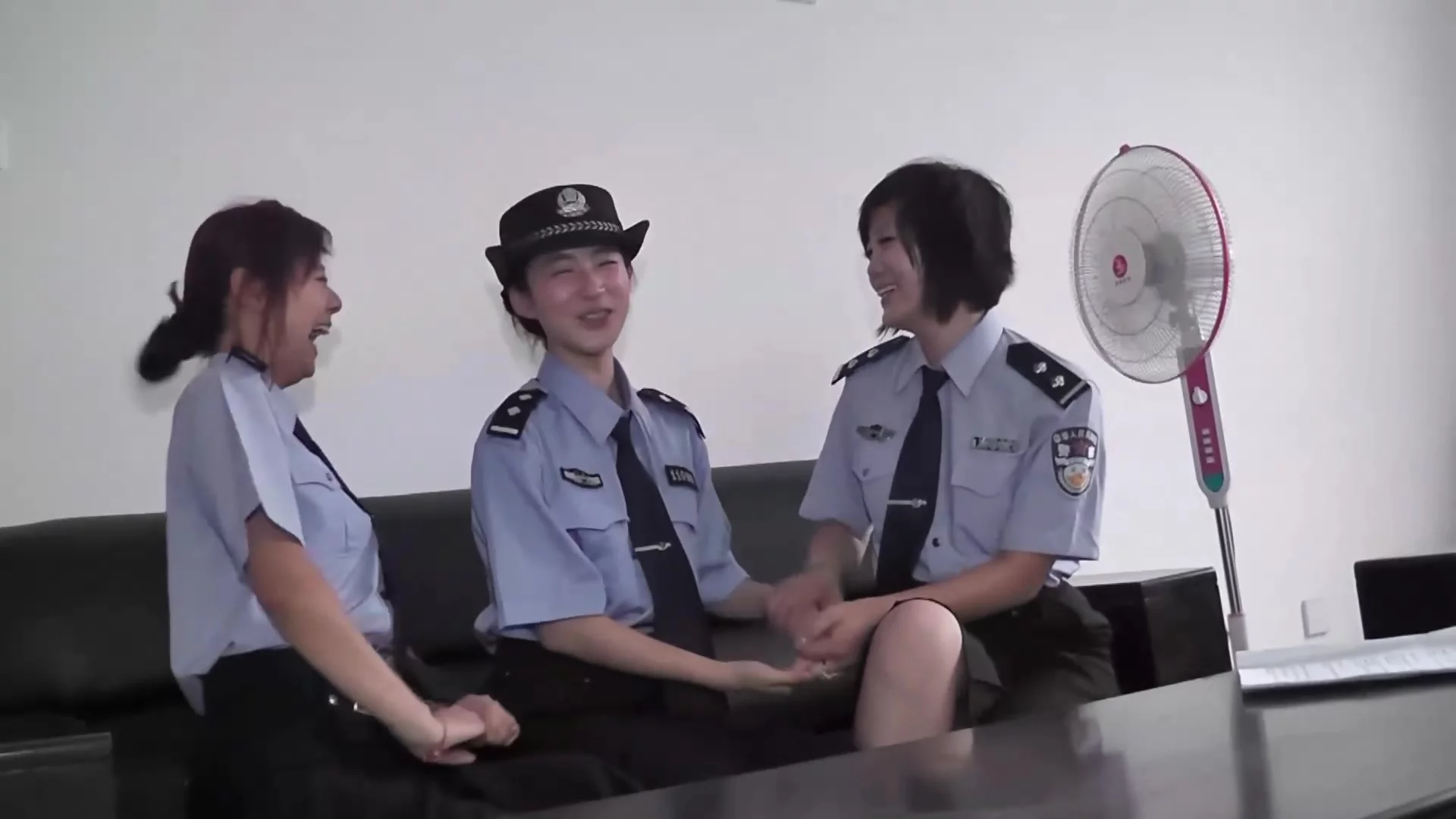 Policewoman pissing threesome