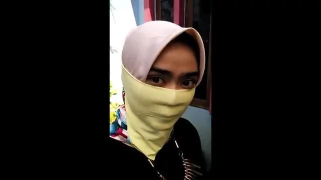 BoundHub Mask Women With Scarf Fetish