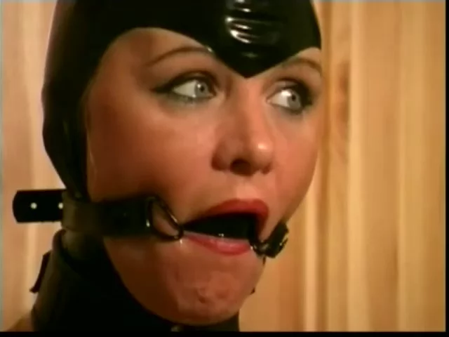 BoundHub - cruel deep ballgag for latex slave (retro)