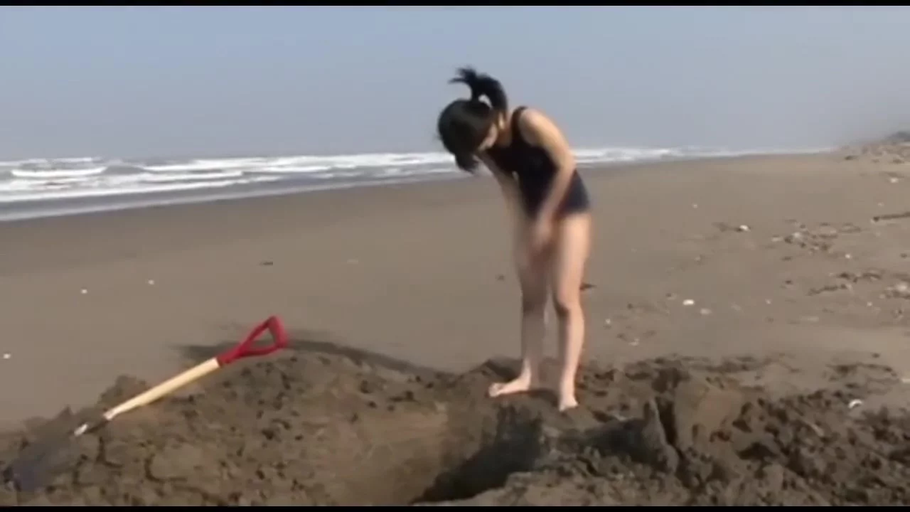 1280px x 720px - BoundHub - Girl Buried in Beach