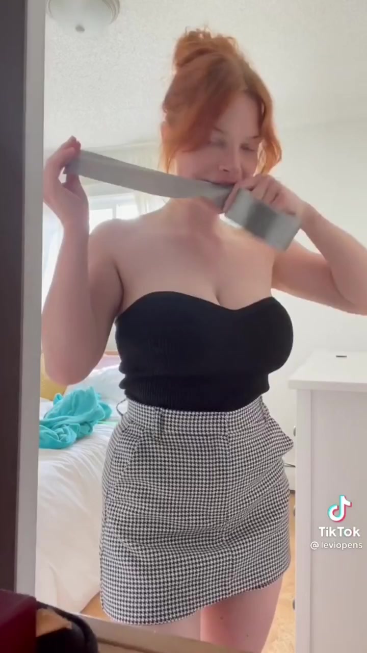 BoundHub - Captive to a Redhead