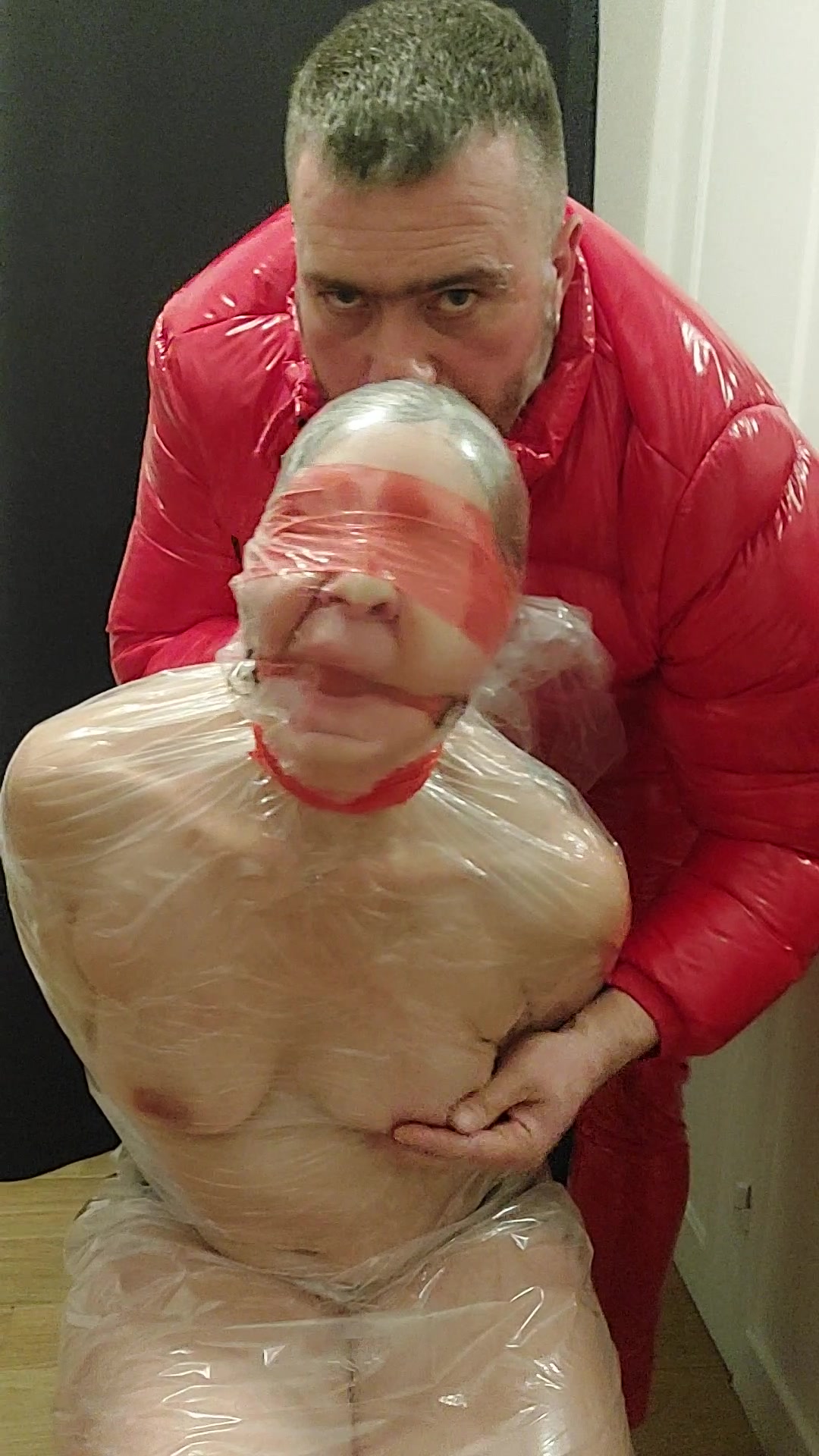 BoundHub - My slave bagged and suffocated with the plastic bag 2